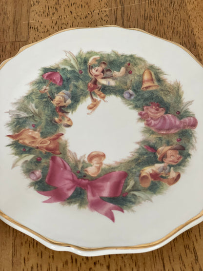 Vintage Disney Christmas China Teacup & Saucer Set (3)