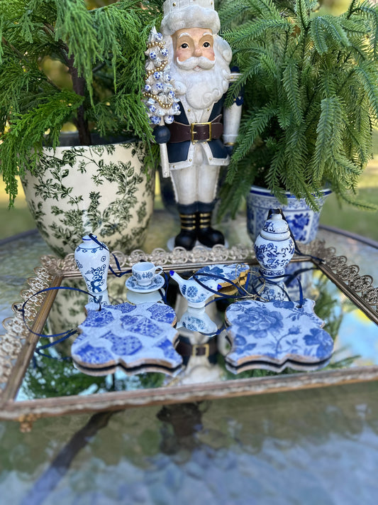 Blue & White Chinoiserie Christmas  Ornament Set (7 Pc)