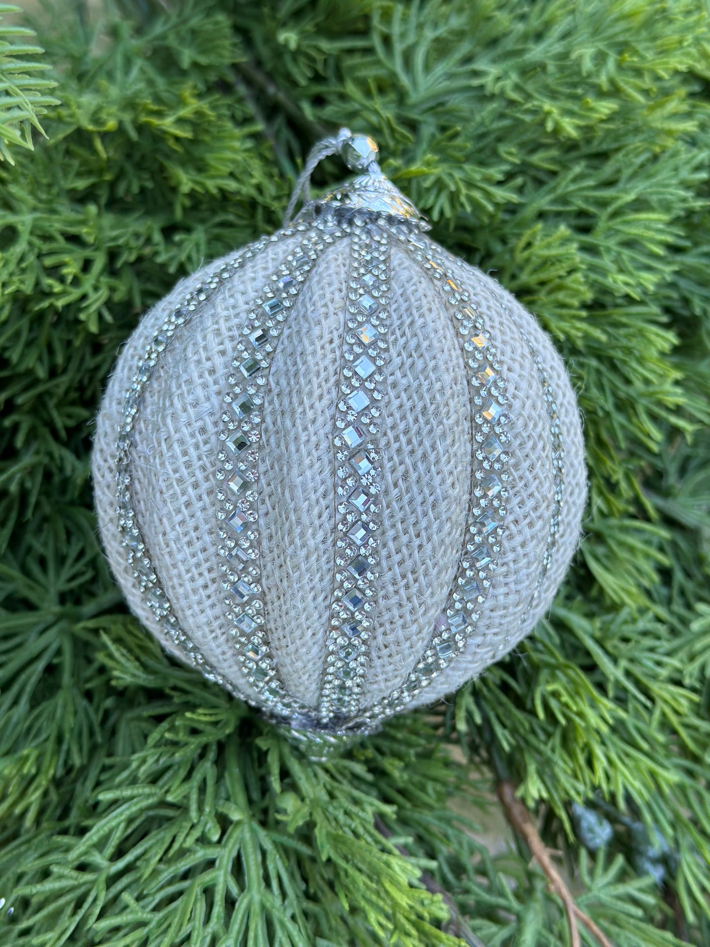 4"Jeweled Jute Ball Ornament