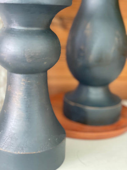 Everly Christmas Candle Holder Set